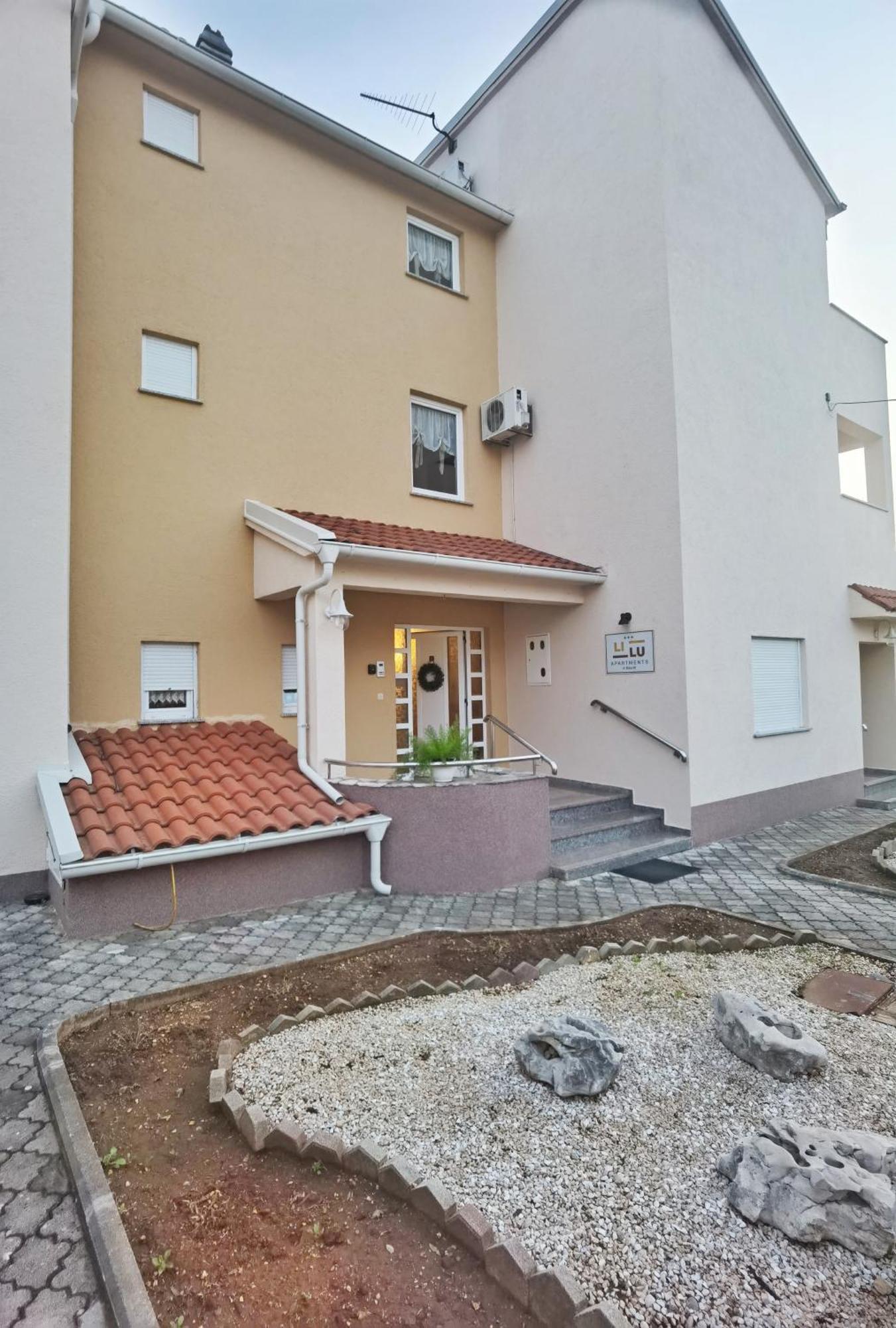 Lilu Apartments Vodice Exterior photo