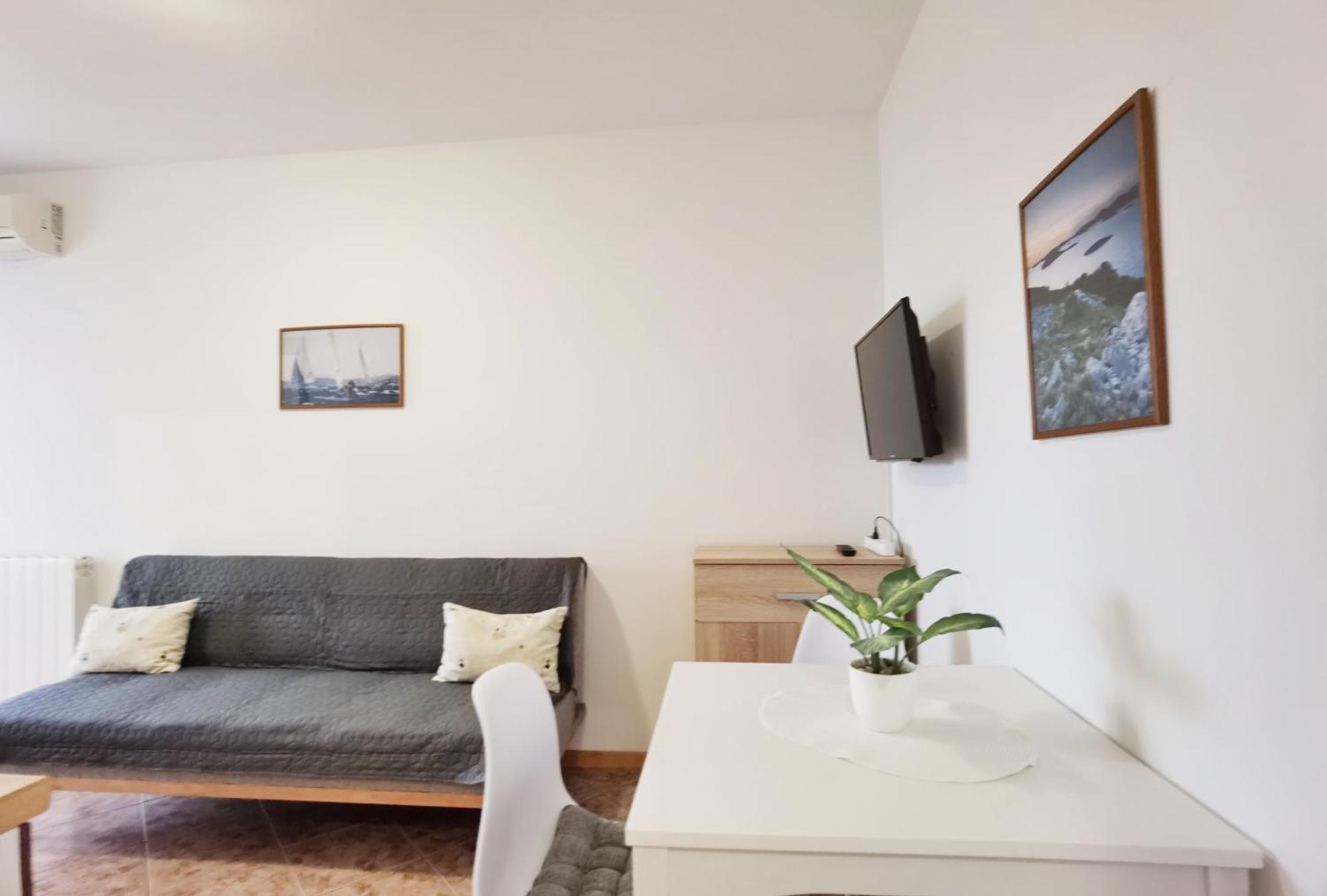 Lilu Apartments Vodice Exterior photo