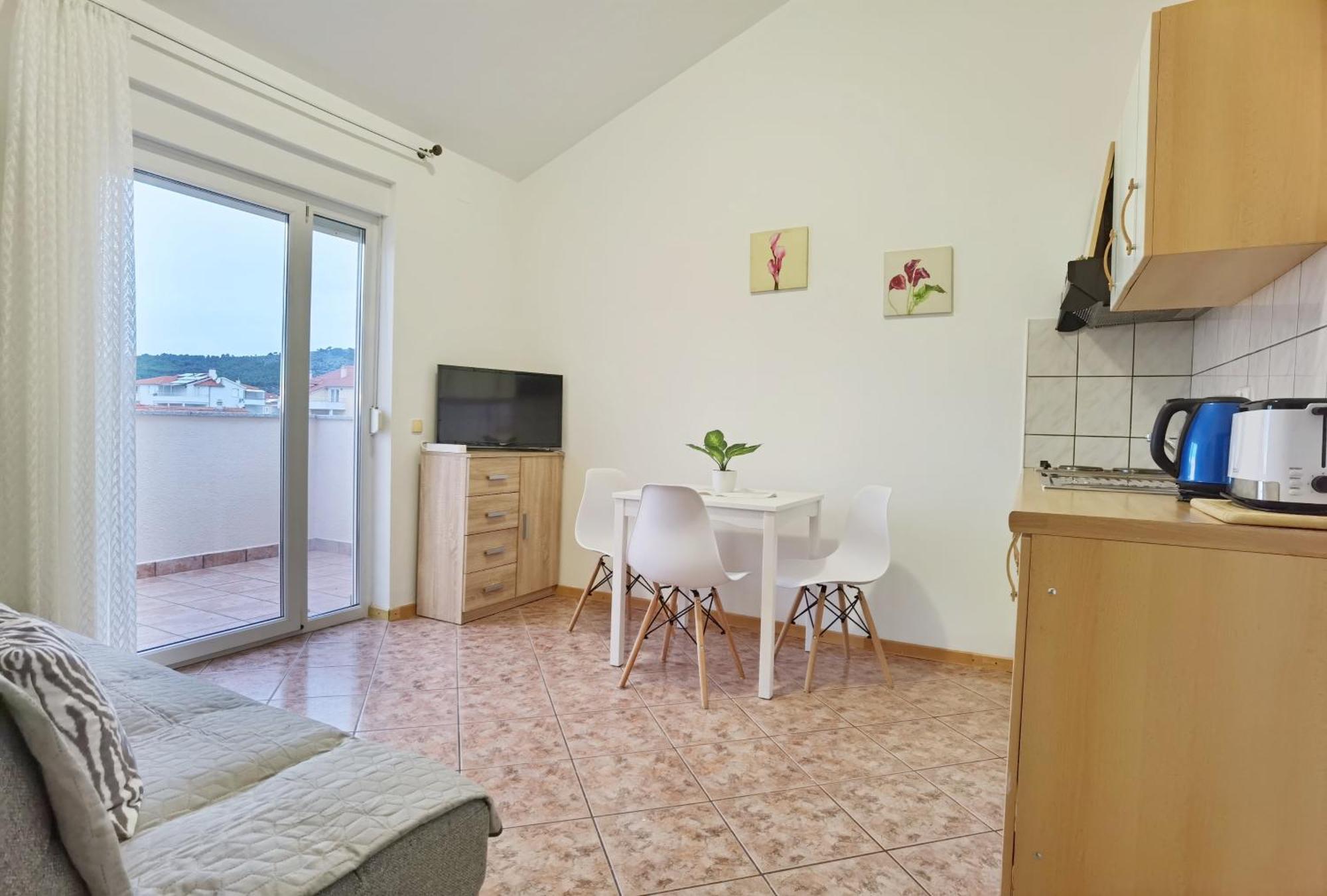 Lilu Apartments Vodice Exterior photo