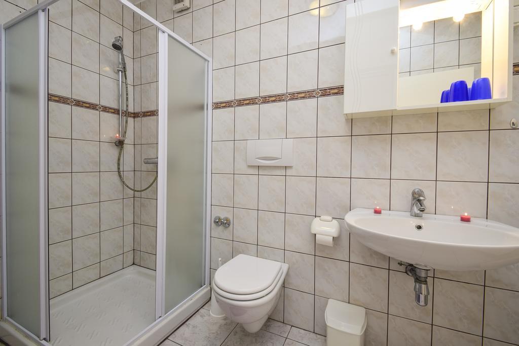 Lilu Apartments Vodice Exterior photo